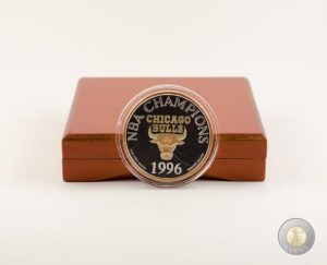 Chicago Bulls 1996 4 Time Champs Commemorative Coin with Black enamel and Tri  Gold